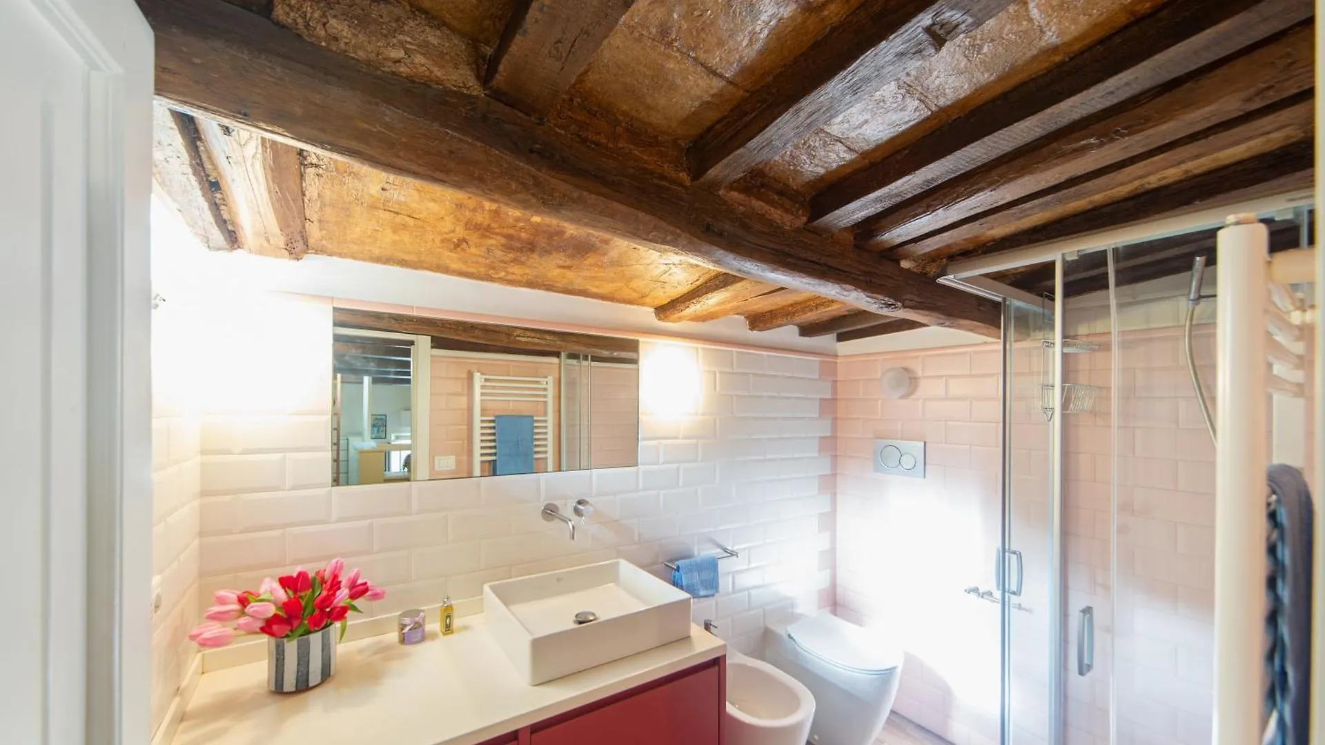 Saint Louis Penthouse, Cozy Little Apartment Next To Pantheon Rzym